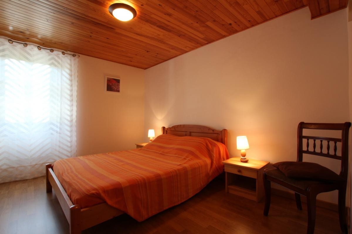 384412 10 g141061 25b7ca62038ec6bce7c0debf82c73090